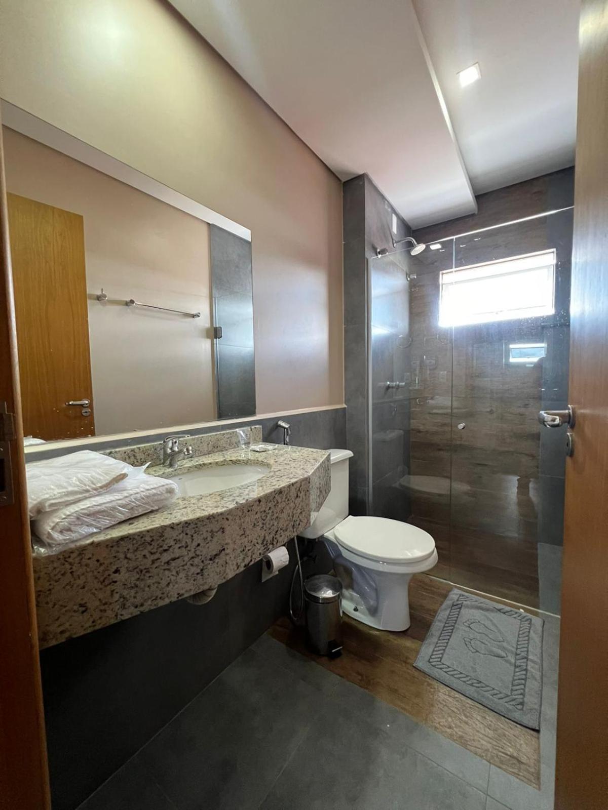 Nayru Hotel Τολέδο Εξωτερικό φωτογραφία